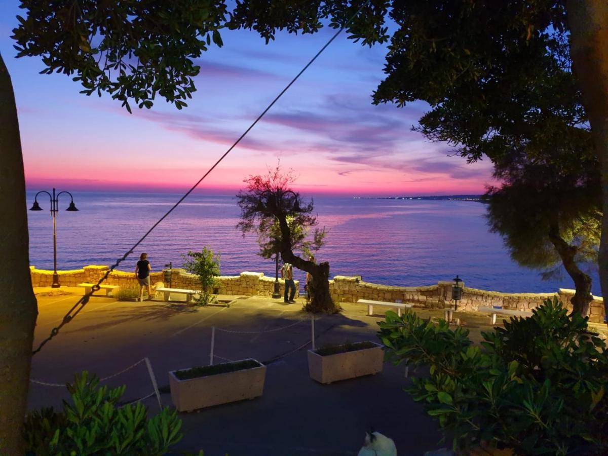 הוילה טורה ואדו Casa Baia Vista Mare מראה חיצוני תמונה